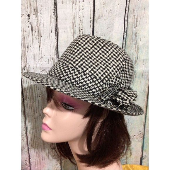 NEW Houndstooth Fedora Trilby Wool Blend Hat Flower Accent Side One Size 🧸 - Picture 7 of 13